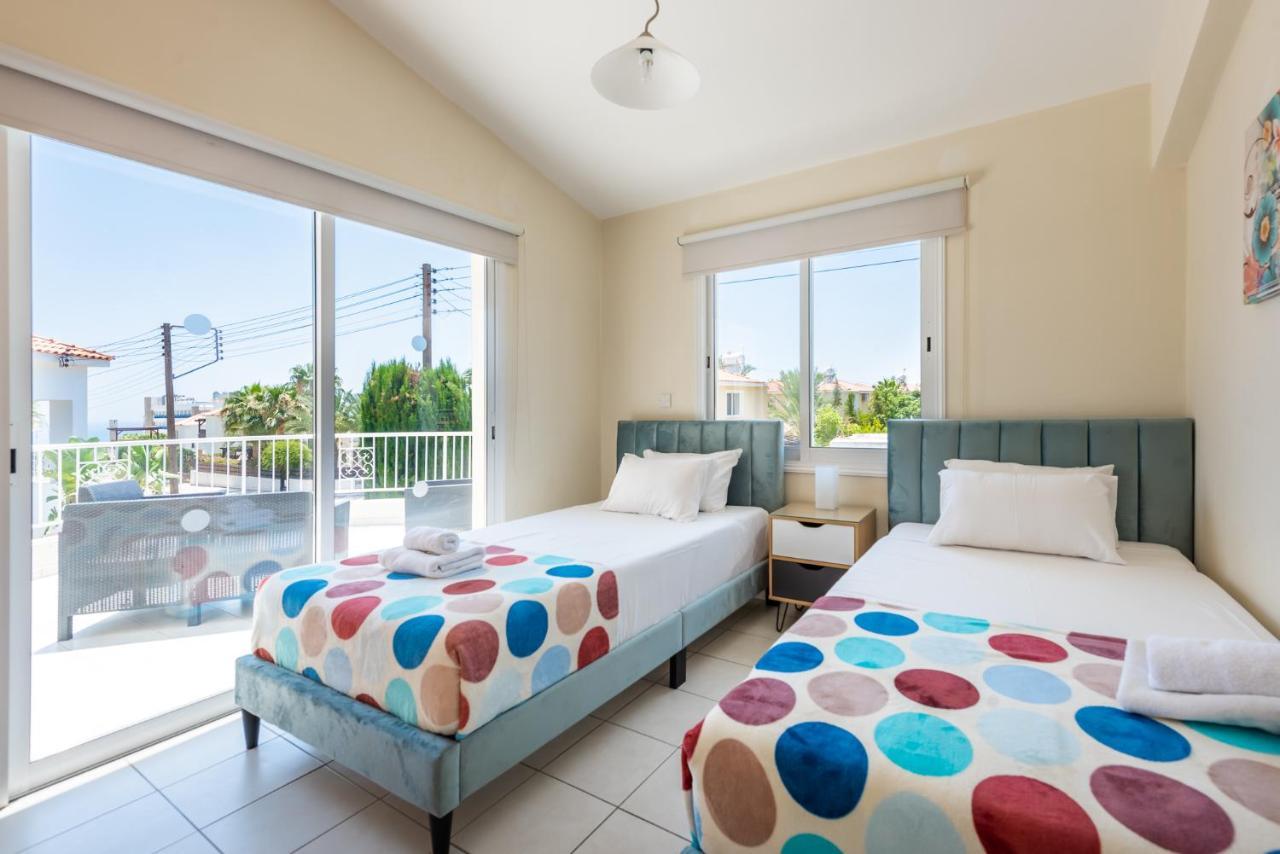 Villa Oasis By Ezoria Villas คอรัลเบย์ ภายนอก รูปภาพ